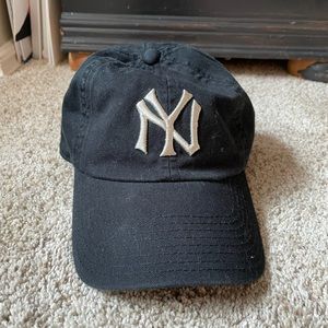 Black NY Yankees Ballcap